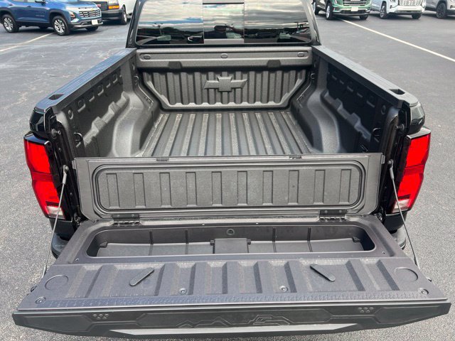 New 2026 Chevrolet Colorado ZR2 w/ Off-Road Front Bumper Package AWD/4WD image 16