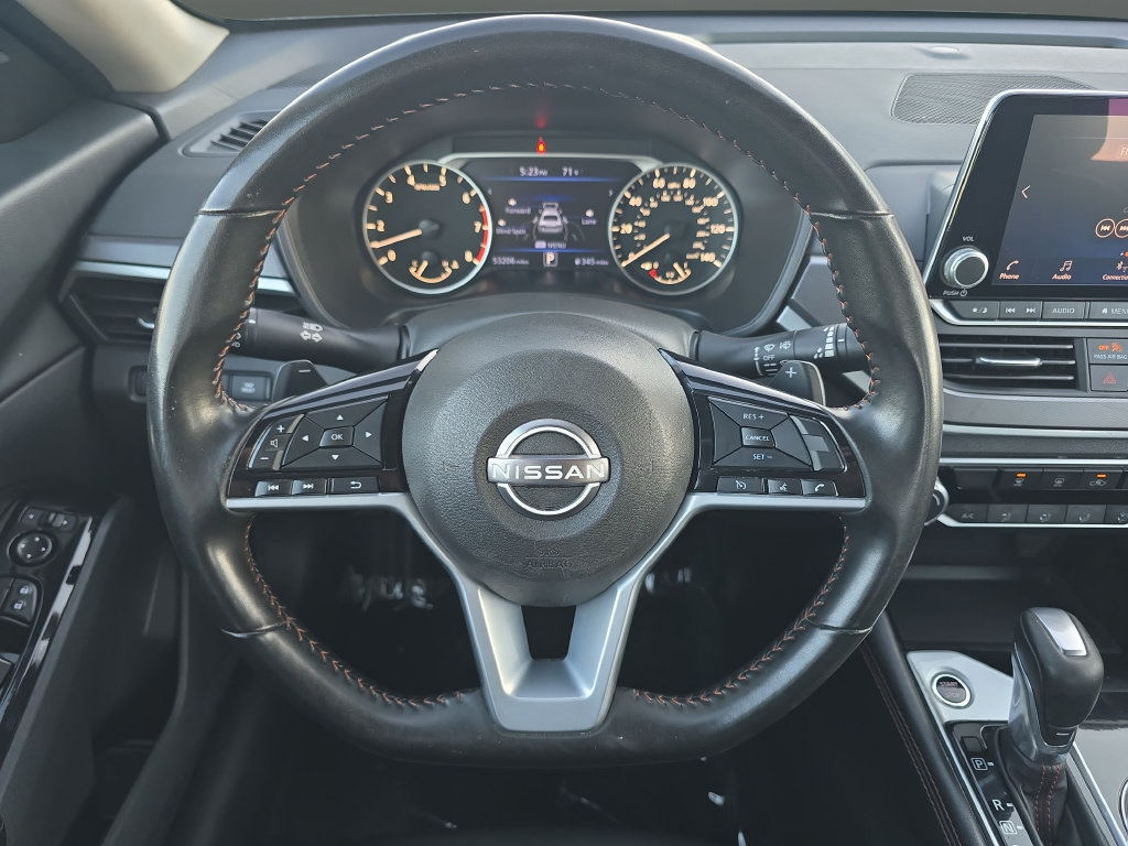 Used 2025 Nissan Altima 2.5 SR FWD image 15