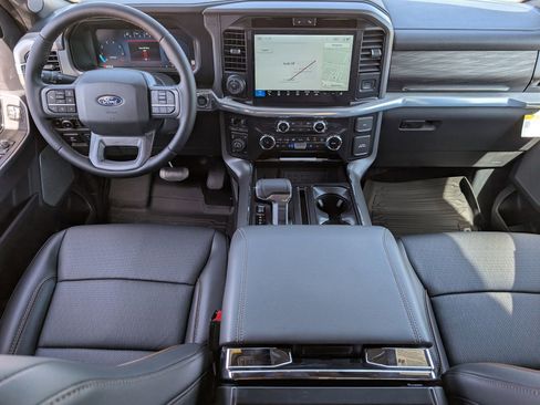 Used 2025 Ford F150 Lariat w/ Equipment Group 502A High image 9