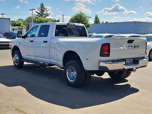 New 2026 RAM 3500 Tradesman AWD/4WD image 5