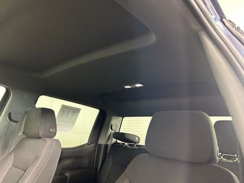 Used 2022 Chevrolet Silverado 1500 LT image 13