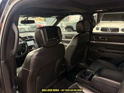 Used 2017 Ford Explorer Sport w/ Equipment Group 401A AWD/4WD image 29