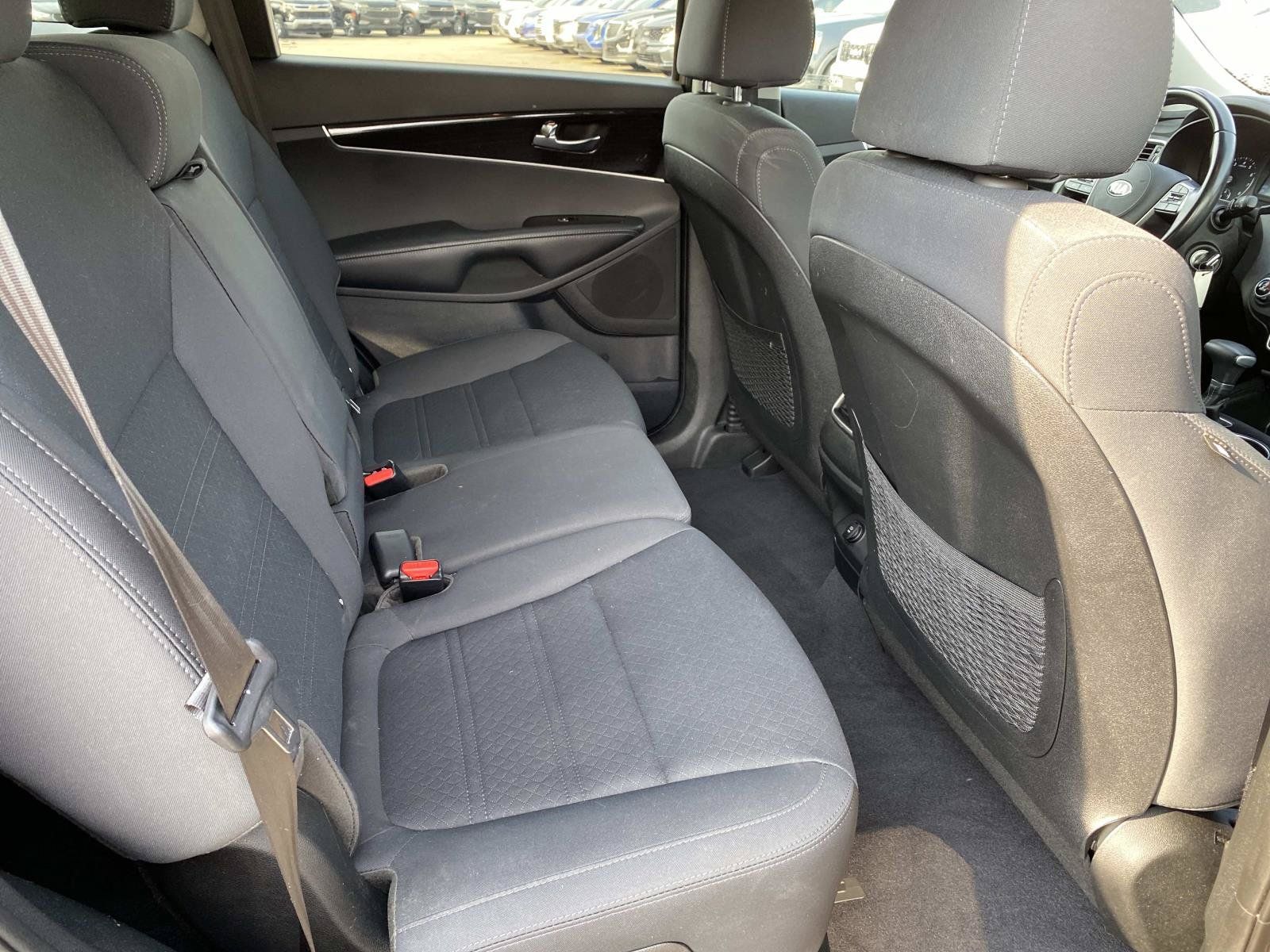 Used 2019 Kia Sorento S AWD/4WD image 24