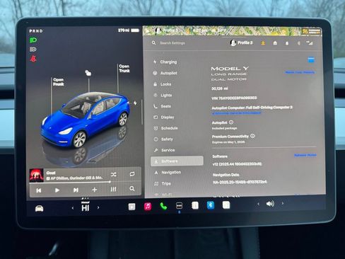 Used 2023 Tesla Model Y Long Range image 20