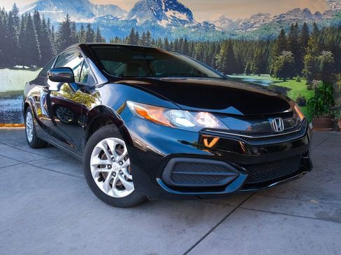 Used 2014 Honda Civic LX image 3