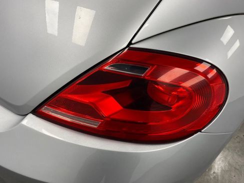 Used 2014 Volkswagen Beetle 1.8T image 14