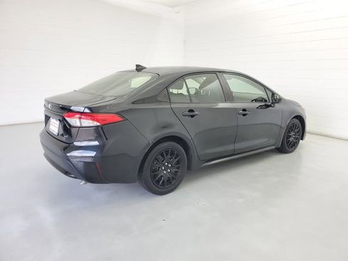Used 2020 Toyota Corolla LE image 5