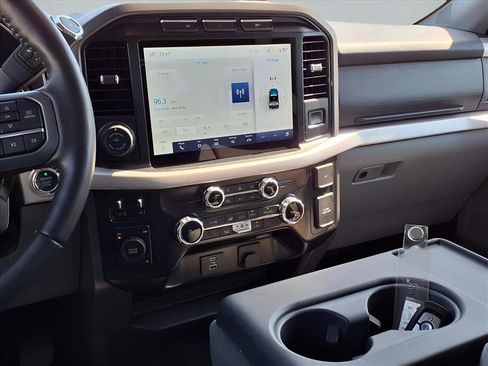 Used 2022 Ford F150 XLT w/ Equipment Group 302A High image 6