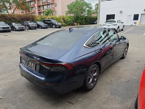Certified 2023 Honda Accord EX image 4