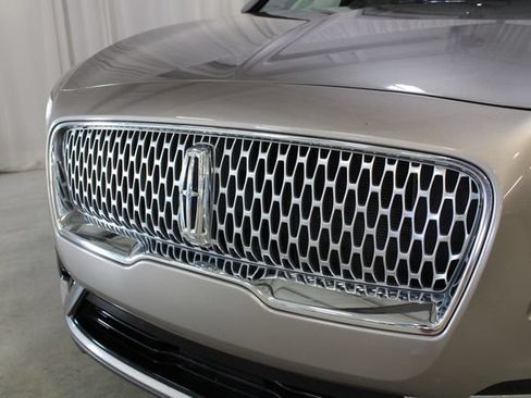 Used 2020 Lincoln Nautilus Premier w/ Equipment Group 101A AWD/4WD image 33