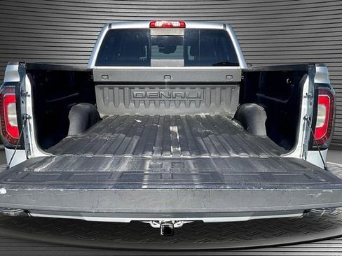 Used 2018 GMC Sierra 1500 Denali w/ Denali Ultimate Package AWD/4WD image 7