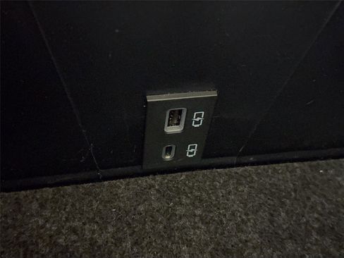 Used 2023 Toyota Tacoma TRD Sport w/ Advanced Technology Package image 40