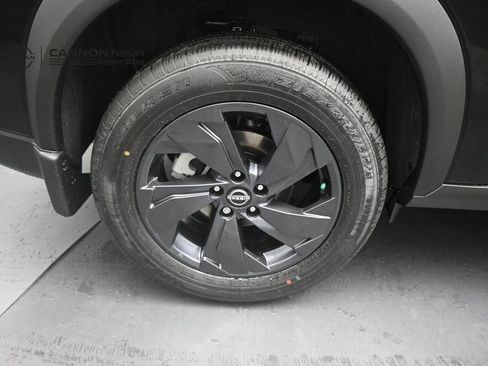 New 2026 Nissan Rogue SV image 24