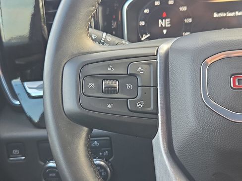 Used 2024 GMC Sierra 1500 Elevation w/ LPO, Elevation Black Package image 17