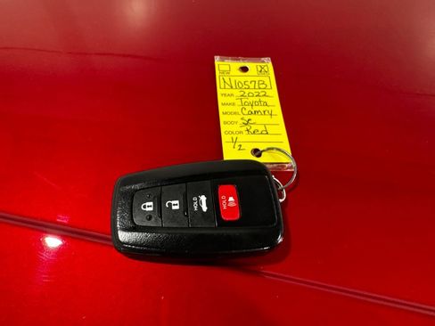 Used 2022 Toyota Camry SE FWD image 41