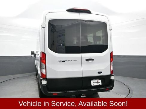 Used 2023 Ford Transit 350 XL image 5