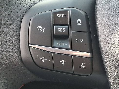 Used 2023 Ford Escape ST-Line w/ Tech Pack #1 FWD image 22
