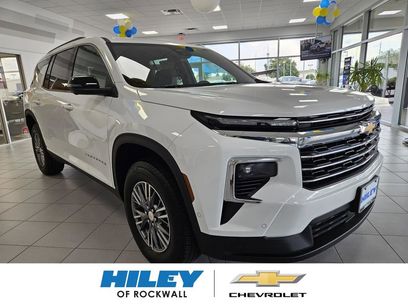 New 2025 Chevrolet Traverse LT w/ Enhanced Driving Package