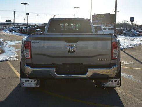 Used 2024 RAM 3500 Tradesman w/ Chrome Appearance Group image 6