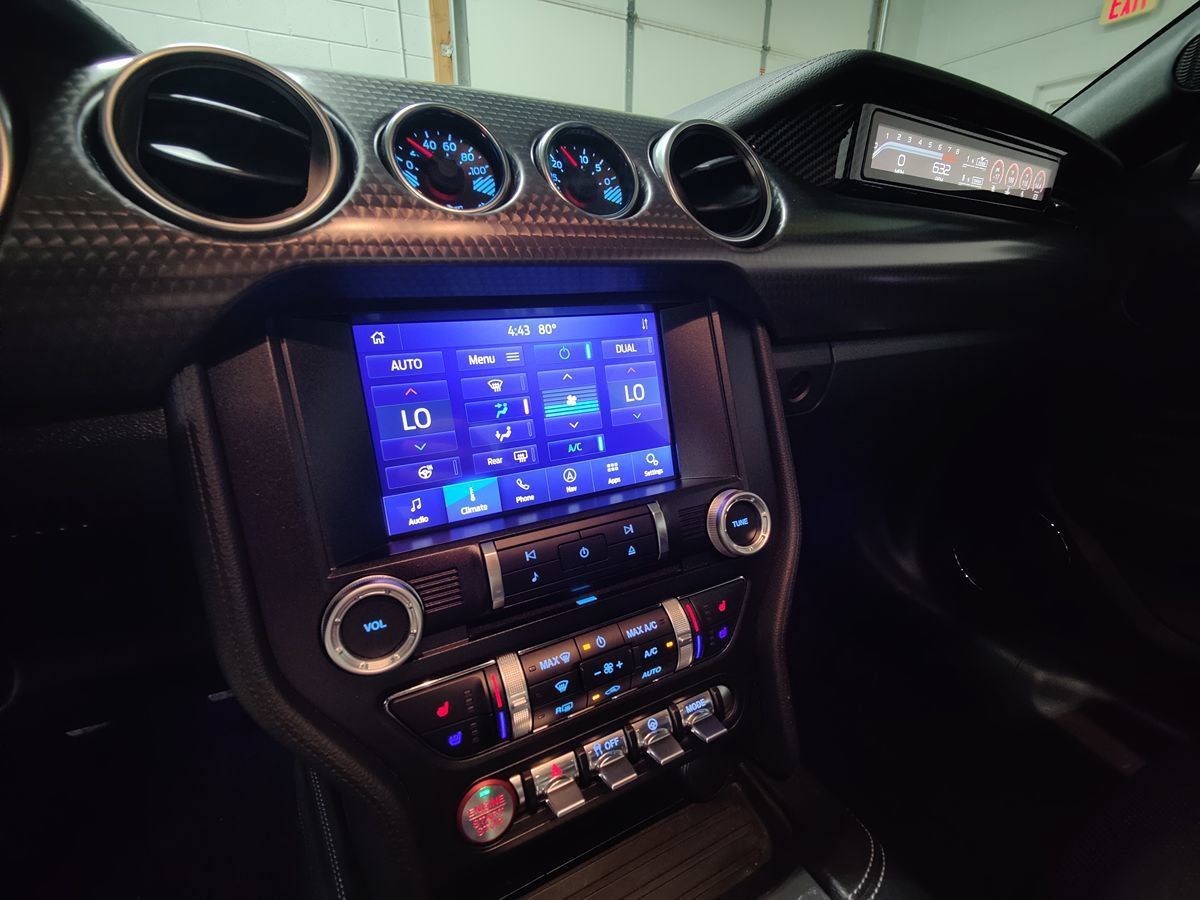 Used 2020 Ford Mustang GT Premium w/ GT Performance Package RWD image 35