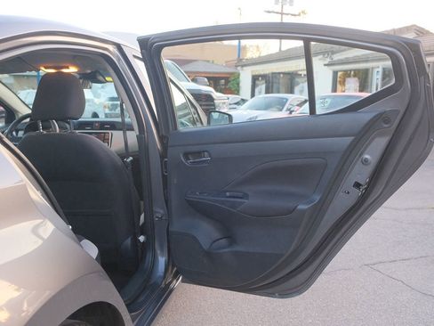 Used 2021 Nissan Versa SV image 23