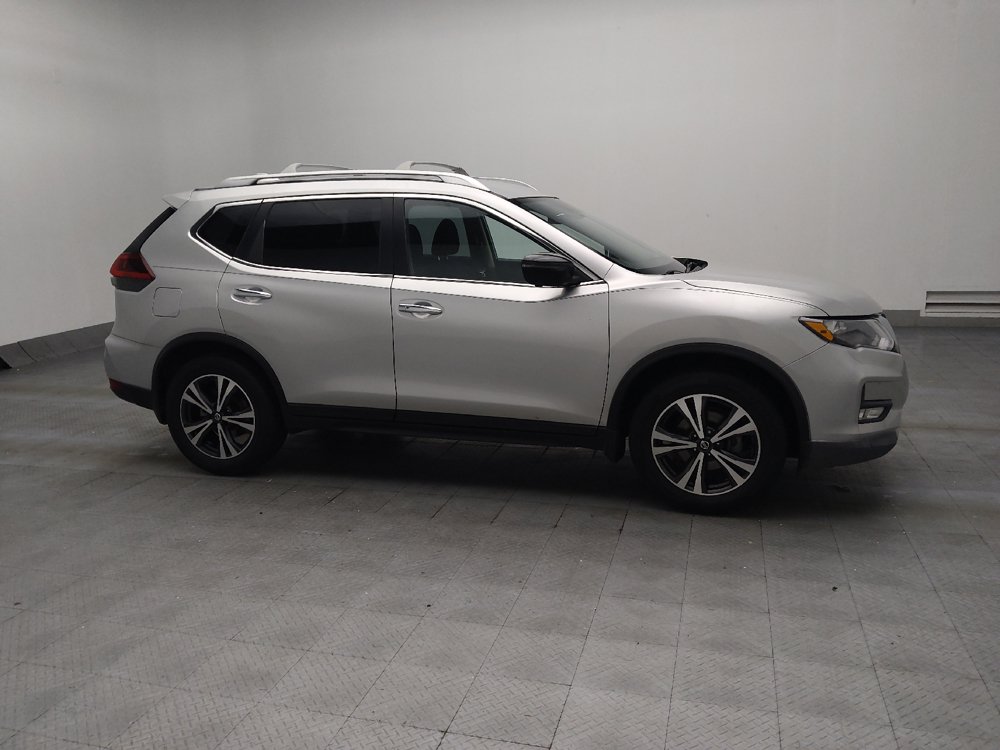 Used 2019 Nissan Rogue SV w/ Premium Package FWD image 11