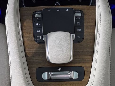 Certified 2025 Mercedes-Benz GLS 450 4MATIC image 23