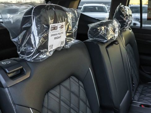 New 2026 Volkswagen Atlas SEL Premium R-Line image 39