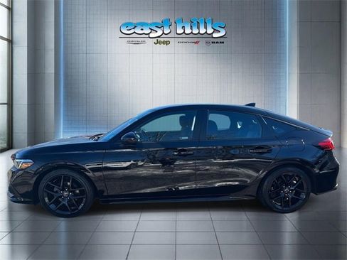 Used 2023 Honda Civic Sport image 6