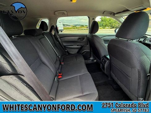 Used 2024 Nissan Rogue S AWD/4WD image 14