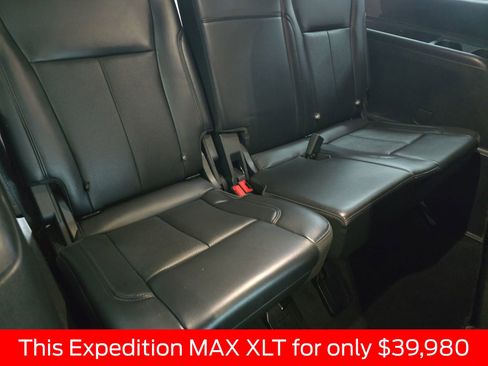 Used 2024 Ford Expedition Max XLT image 19