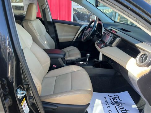 Used 2014 Toyota RAV4 Limited image 14