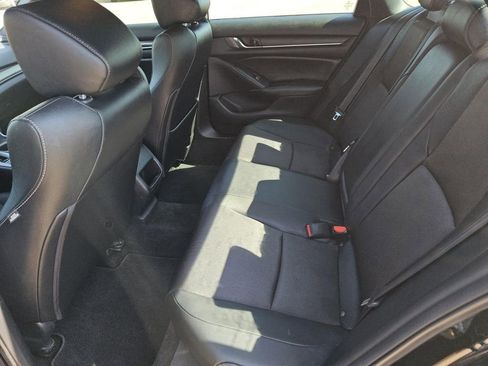 Used 2020 Honda Accord Sport image 28