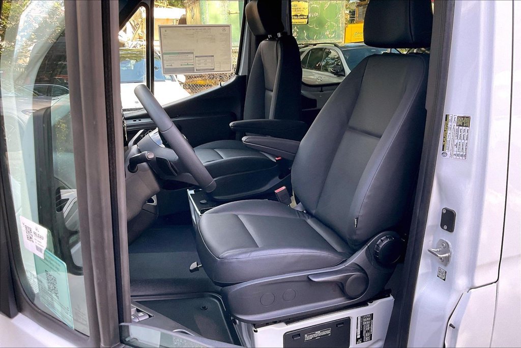 New 2026 Mercedes-Benz Sprinter 2500 image 8
