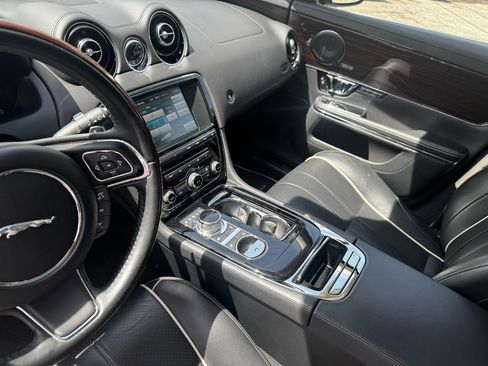 Used 2015 Jaguar XJ L Portfolio AWD/4WD image 15
