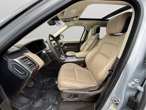 Used 2020 Land Rover Range Rover Sport HSE AWD/4WD image 2