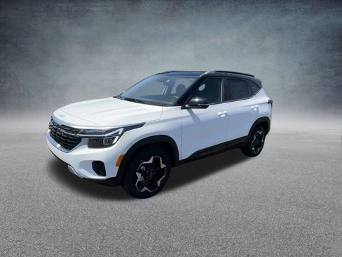 Used 2025 Kia Seltos S image 9