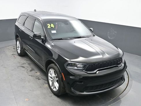 Used 2024 Dodge Durango GT image 27