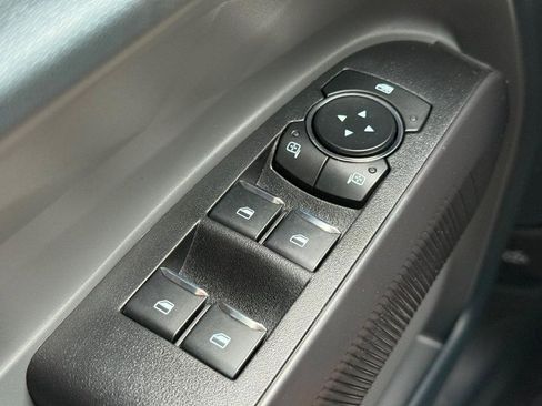 New 2025 Ford Maverick XLT w/ XLT Luxury Package image 16