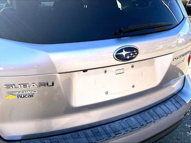 Used 2016 Subaru Forester 2.5i Premium AWD/4WD image 8