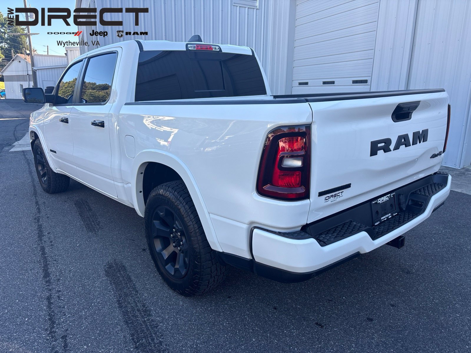 Used 2025 RAM 1500 Big Horn AWD/4WD image 2