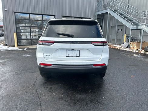 New 2026 Jeep Grand Cherokee Altitude AWD/4WD image 5