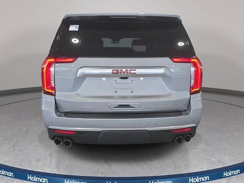 Used 2024 GMC Yukon XL Denali w/ Advanced Technology Package AWD/4WD image 7