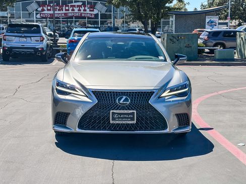 Certified 2025 Lexus LS 500 AWD w/ Luxury Package image 6
