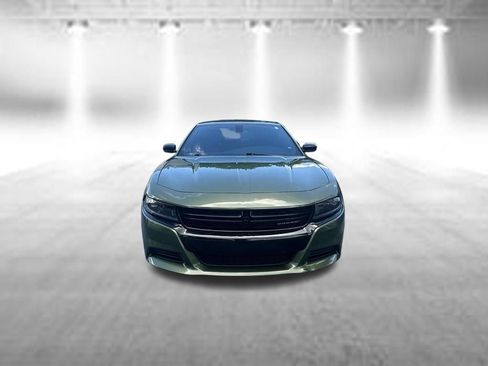 Used 2023 Dodge Charger SXT w/ Blacktop Package RWD image 2