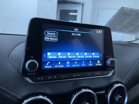 Used 2025 Nissan Sentra SV image 28