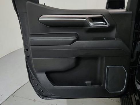 Used 2024 Chevrolet Silverado 1500 LTZ w/ LTZ Premium Package image 18