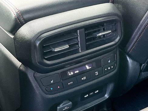 Used 2025 Honda Ridgeline Black Edition image 26