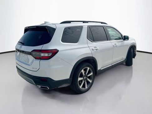 Used 2025 Honda Pilot Elite image 8