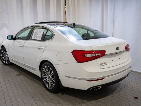 Used 2014 Kia Cadenza Premium w/ Luxury Package image 4